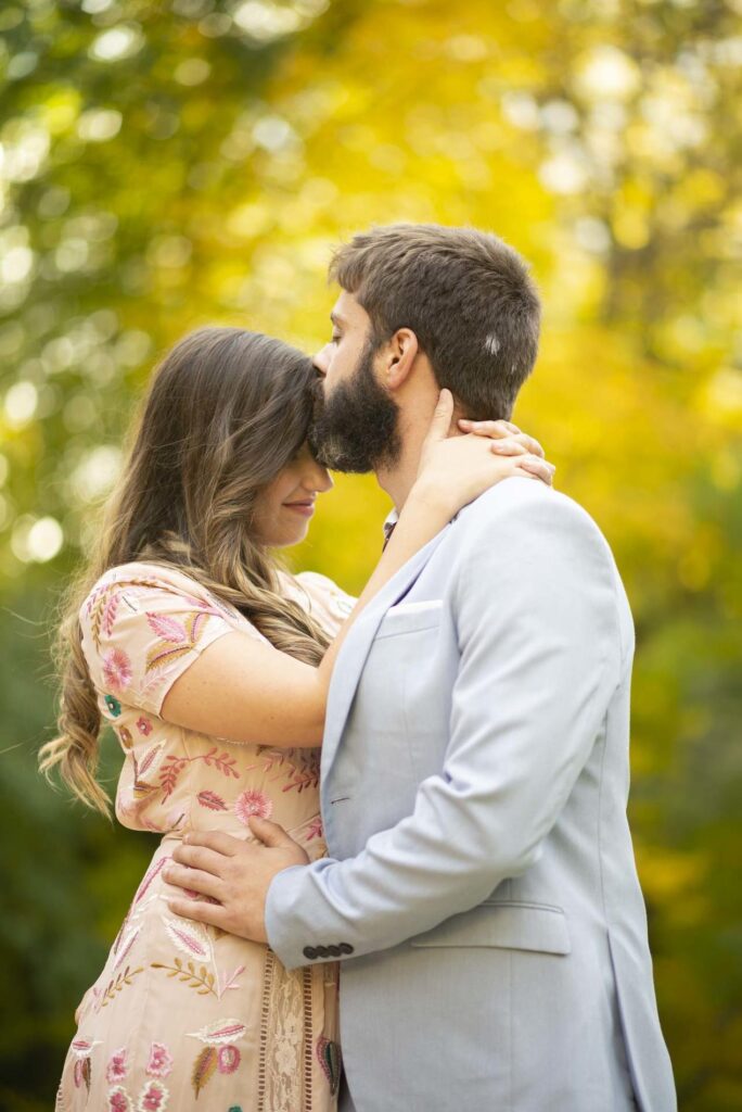 El significado y ubicación de los anillos de boda